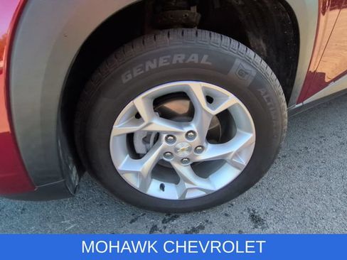 Used 2024 Chevrolet Trax LS w/ LS Convenience Package FWD image 32