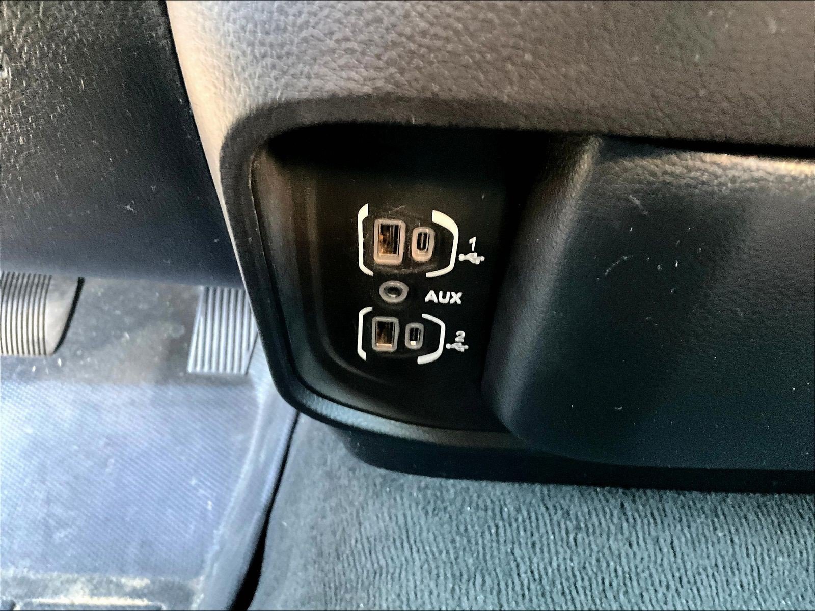 Used 2020 RAM 1500 Big Horn AWD/4WD image 17
