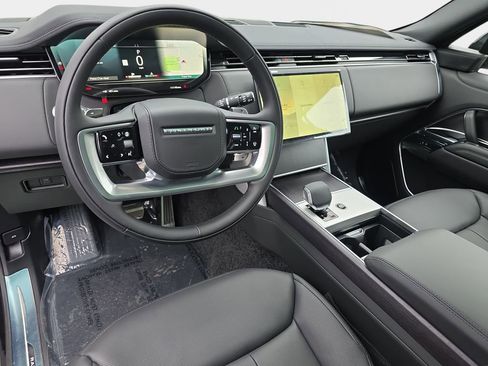New 2026 Land Rover Range Rover SE image 16