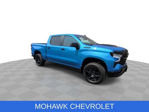 Certified 2025 Chevrolet Silverado 1500 LT Trail Boss w/ Convenience Package II AWD/4WD image 2