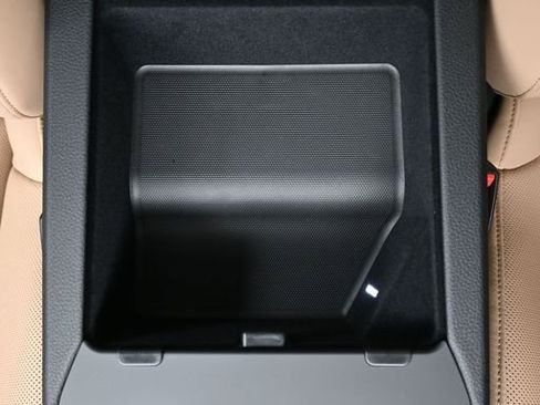 Certified 2026 Porsche Cayenne Coupe AWD/4WD image 24