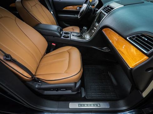 Used 2013 Lincoln MKX AWD image 51