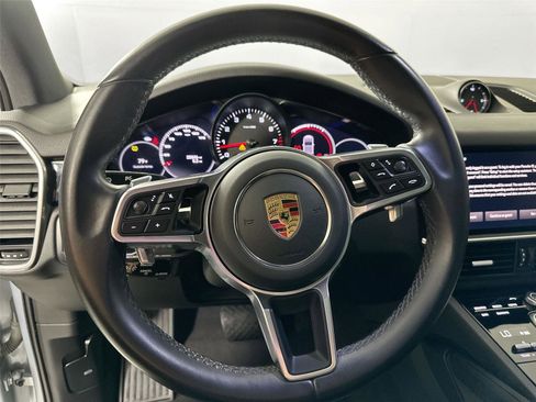 Certified 2023 Porsche Cayenne AWD/4WD image 20