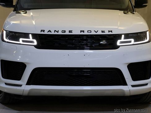 Used 2020 Land Rover Range Rover Sport HST image 6