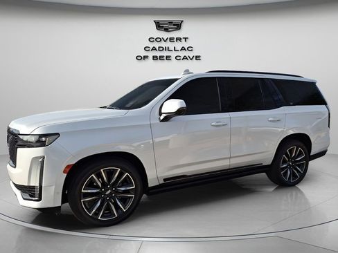 Certified 2024 Cadillac Escalade Sport w/ Touring Package image 4