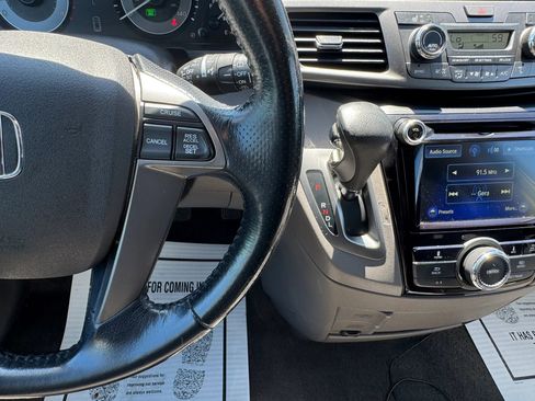 Used 2017 Honda Odyssey EX-L image 32