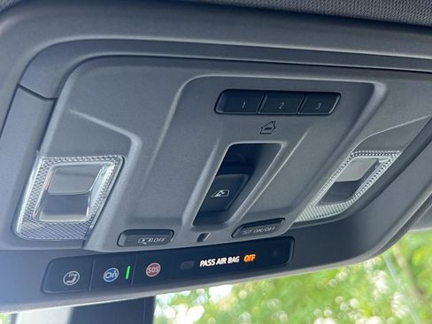 Certified 2022 Chevrolet Silverado 1500 LT Trail Boss w/ LT Trail Boss Premium Package image 35