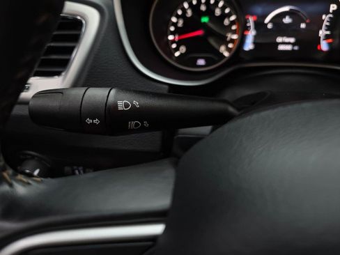 Used 2019 Jeep Compass Latitude w/ Popular Equipment Group AWD/4WD image 20
