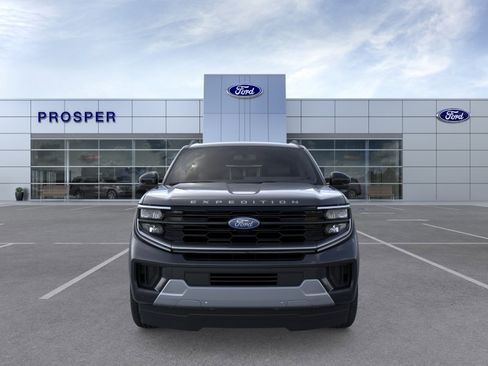 New 2026 Ford Expedition Platinum w/ Platinum Ultimate Package AWD/4WD image 6