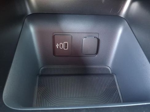 New 2026 Ford Explorer ST-Line image 18