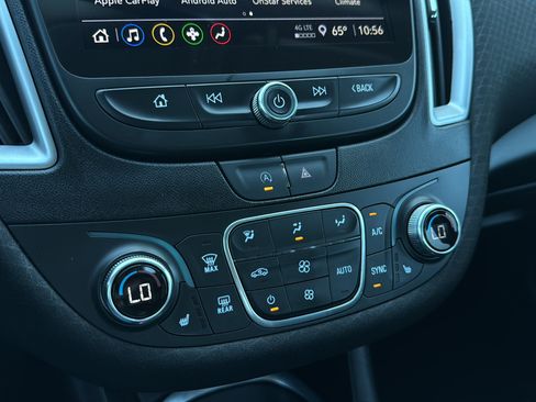 Used 2024 Chevrolet Malibu LT FWD image 18