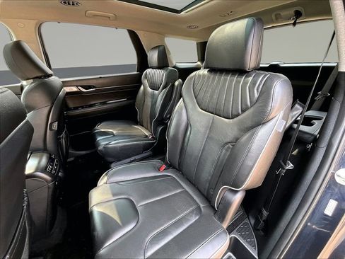 Used 2023 Hyundai Palisade Limited AWD/4WD image 26