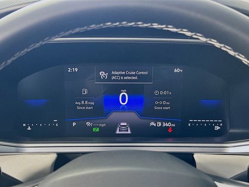 New 2026 Volkswagen Taos SE FWD image 12