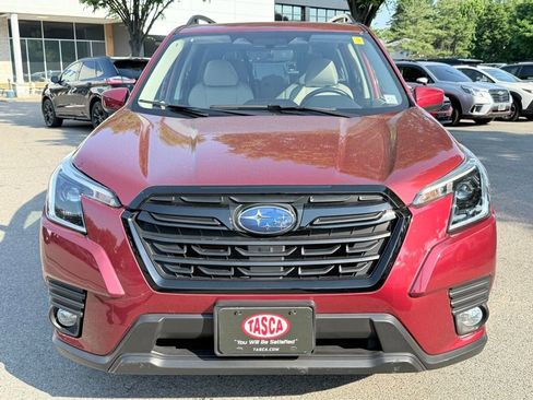 Used 2023 Subaru Forester Premium AWD/4WD image 3