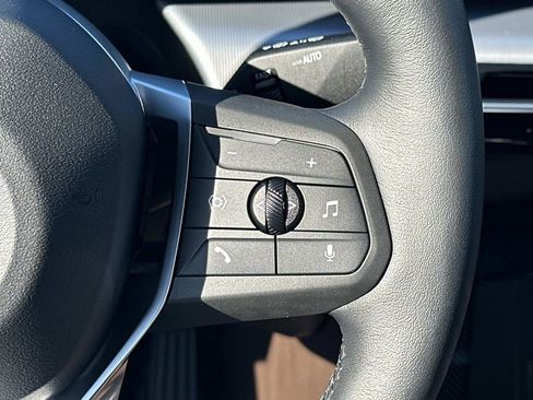 Used 2024 BMW X2 xDrive28i w/ Premium Package image 16