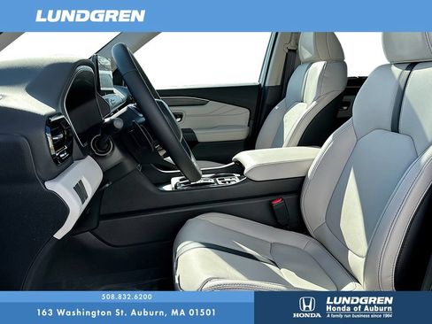 New 2026 Honda Pilot Touring image 18
