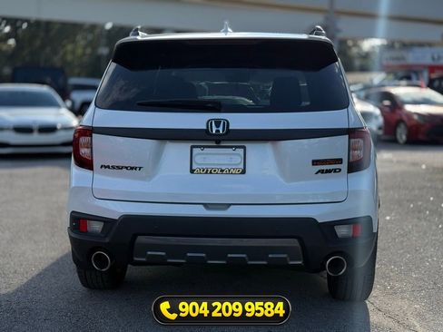 Used 2022 Honda Passport TrailSport image 3