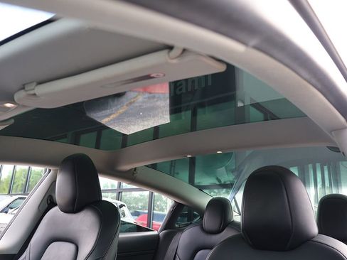 Used 2023 Tesla Model 3 Standard Range RWD image 22