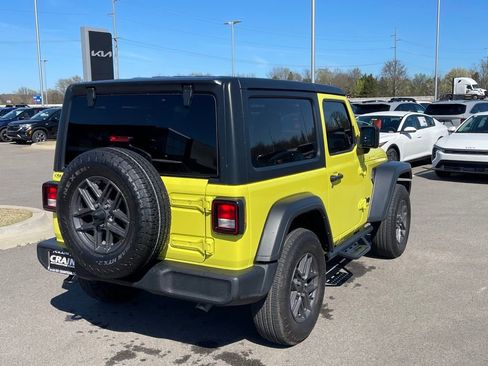 Used 2024 Jeep Wrangler Sport S image 6