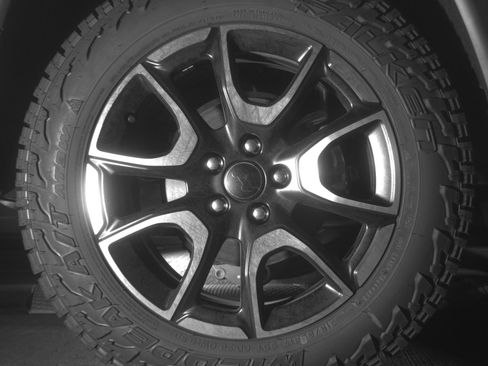 Used 2025 Jeep Compass Trailhawk AWD/4WD image 15