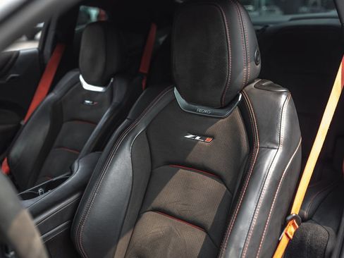Used 2018 Chevrolet Camaro ZL1 RWD image 16
