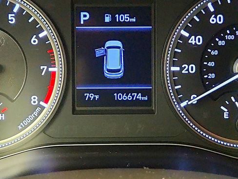 Used 2020 Hyundai Santa Fe SE FWD image 15
