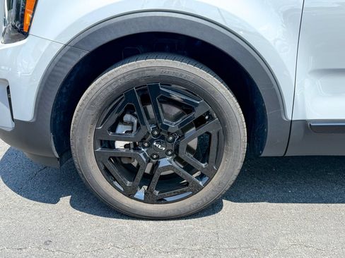 Certified 2024 Kia Telluride EX X-Line AWD/4WD image 11