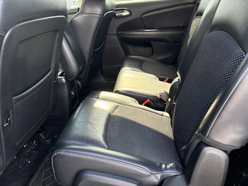 Used 2019 Dodge Journey Crossroad FWD image 14