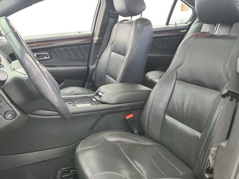 Used 2019 Ford Taurus Limited AWD/4WD image 25