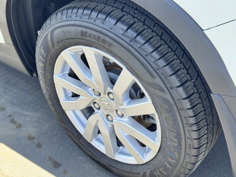 Used 2019 Honda Pilot LX image 21