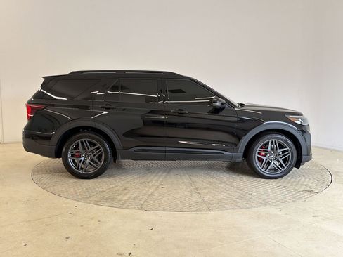 Used 2026 Ford Explorer ST w/ Sun And Sound Package AWD/4WD image 8