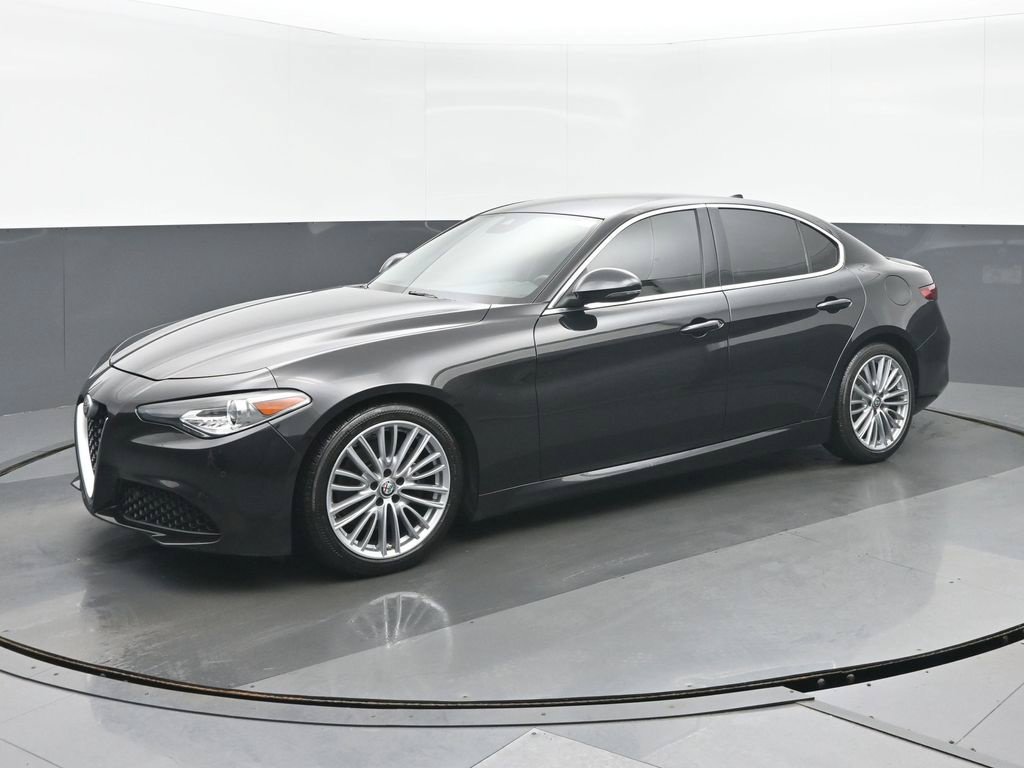 Used 2017 Alfa Romeo Giulia Ti w/ TI Lusso Light Wood Package RWD image 7