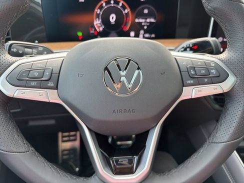 New 2026 Volkswagen Tiguan SEL R-Line AWD/4WD image 50