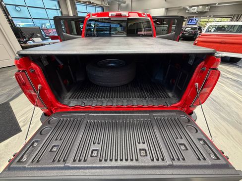 Used 2016 Chevrolet Colorado LT w/ LT Convenience Package image 46