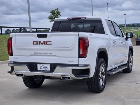 Used 2024 GMC Sierra 1500 SLT w/ SLT Premium Plus Package AWD/4WD image 8