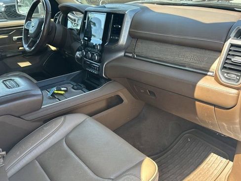 Used 2020 RAM 1500 Limited w/ Body Color Bumper Group AWD/4WD image 17
