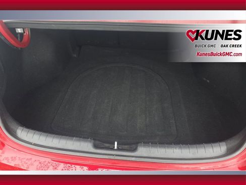 Used 2025 Hyundai Elantra SEL image 18