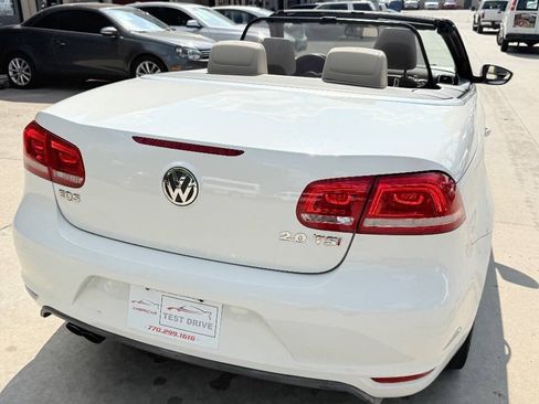 Used 2012 Volkswagen Eos Komfort FWD image 28