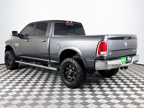 Used 2017 RAM 2500 Laramie w/ Convenience Group image 6