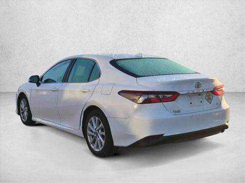 Used 2023 Toyota Camry LE FWD image 7