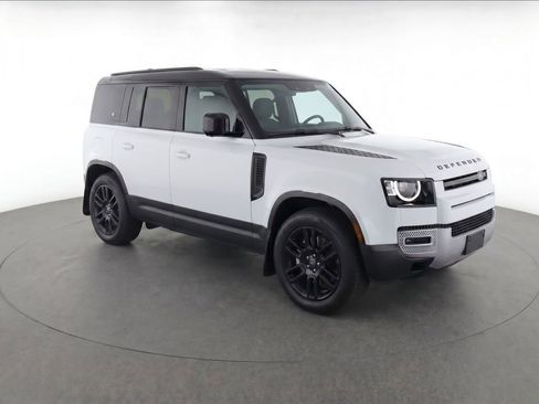 Used 2024 Land Rover Defender 110 S AWD/4WD image 2