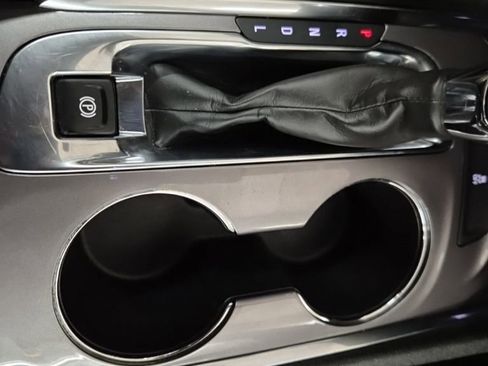 Used 2023 Chevrolet Malibu LT image 34