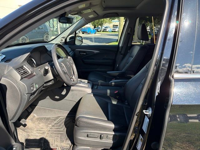 Used 2023 Honda Ridgeline RTL-E image 9
