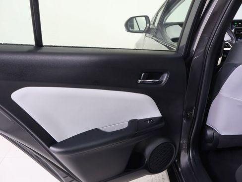 Used 2017 Toyota Prius Two w/ Carpet Mat Package image 17