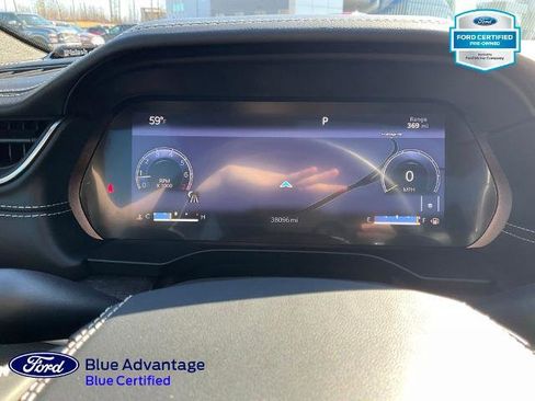 Used 2021 Jeep Grand Cherokee L Overland w/ Advanced Protech Group III image 10