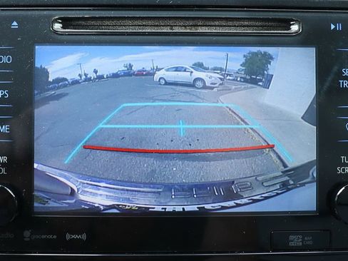 Used 2016 Toyota Prius Three Touring image 50