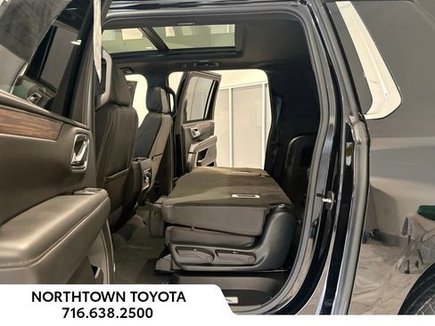 Used 2023 Chevrolet Suburban High Country AWD/4WD image 26