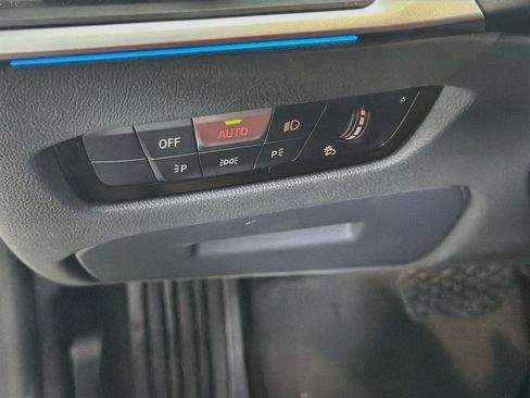 Used 2022 BMW i4 eDrive40 w/ Premium Package RWD image 16