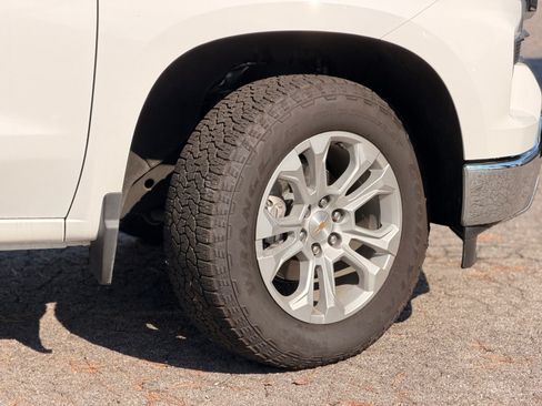 Used 2025 Chevrolet Silverado 1500 LTZ w/ LTZ Premium Package AWD/4WD image 5