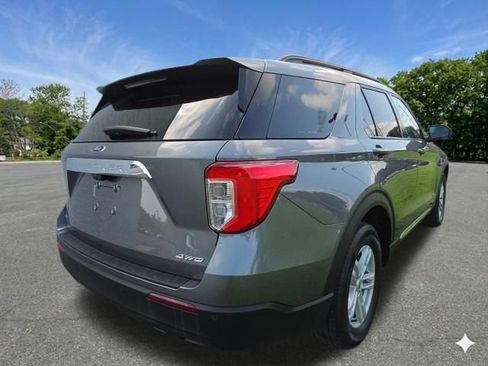 Used 2024 Ford Explorer XLT AWD/4WD image 6